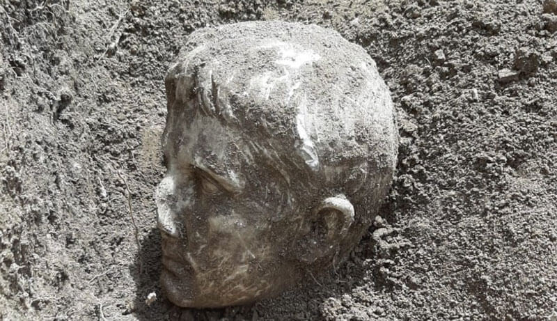 2000 Years Old Augustus' Marble head Found In Italy